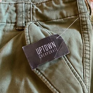 Low waisted jeans size 25 from uptown cheapskate